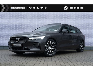 Volvo V60 2.0 T6 Plug-in hybrid AWD Ultra Dark | Schuif-/Kanteldak | 360 Camera | Harman Kardon | Trekhaak | Sportstoelen | Stoel- en Stuurverwarming |