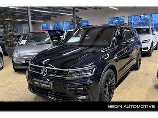 Volkswagen Tiguan 1.5 TSI Highline Business R 7-persoons / Nederlandse Auto / Apple Car Play en Navigatie / Electrisch schuifdak / Volledig digitaal dashboard / Electrische achterklep / Stoelverwarming voor / Stuurverwarming / Massage stoelen voor