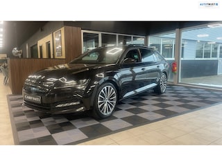 Skoda Superb Combi 1.4 TSI iV PHEV Sportline Business, Laurin Klement, Navigatie, Cruise control, Camera, Trekhaak.