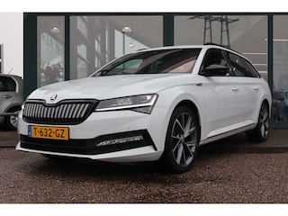 Skoda Superb Combi 218PK 1.4 TSI iV Sportline Business | Achterbank verwarmd | Dodehoek detectie | Elektrisch bedienbare achterklep met sensorsturing