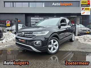 Volkswagen T-Cross 1.5 TSI Style | Met o.a. achteruitrijcamera, digitaal dashboard, navigatie, cruise control en CarPlay/Android