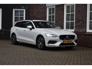 Volvo V60 2.0 B3 Momentum - leer - stuur + stoelverwarming Wij zijn op afspraak geopend! Graag bellen voor uw komst.