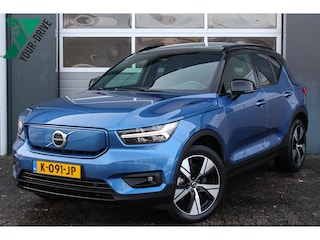 Volvo XC40 Recharge P8 AWD R-Design | 12 Mnd. Garantie | Panoramadak & Trekhaak | Nette en zeer complete XC40 (Dealer Onderhouden)