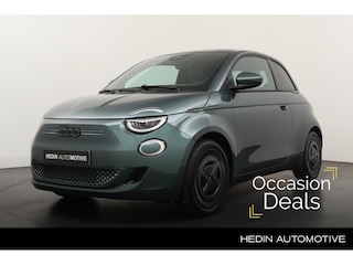 Fiat 500 Giorgio Armani Edition 42 kWh 118pk Hatchback | Navigatie | Adap. cruise control | Panoramadak | JBL | Kunstlederen bekleding | Stoelverwarming |