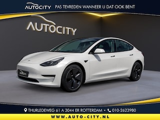 Tesla Model 3 Standard RWD Plus Warmtepomp l Pano l Leder Zwart