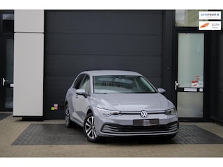 Volkswagen Golf 1.0 eTSI - Automaat - Dealeronderhouden - Garantie