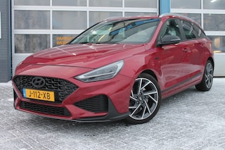 Hyundai i30 1.5 T-GDI MHEV NLINE   **NL-auto**   winterbanden set