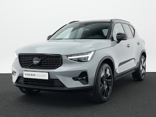 Volvo XC40 B4 Plus Black Edition | Harman Kardon | 360° Camera | Panoramadak | 20" | Trekhaak | Nubuck-Leder