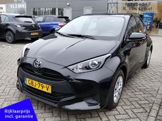 Toyota Yaris 1.5 Hybrid 115 Comfort I Nieuw model I Carplay I Camera I NL-auto