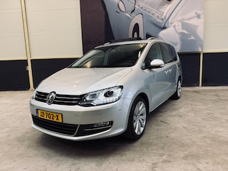 Volkswagen Sharan 2.0 TSI Highline Automaat|7 zitter|Leder|Panodak|Dynaudio|Vol!