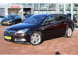 Opel Insignia 1.6 Turbo Ecotec 180pk Cosmo, Panoramadak, Lederen Bekleding