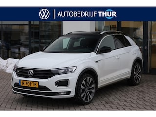 Volkswagen T-Roc 1.5 TSI Sport Business R NL auto nieuw door ons geleverd elektrische achterklep digital cockpit pro navigatie 19" LMV Suzuka achteruitrijcamera privacy glas R Line