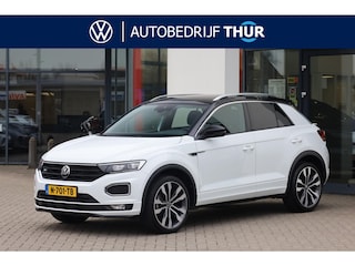 Volkswagen T-Roc 1.5 TSI Sport Business R NL auto nieuw door ons geleverd elektrische achterklep digital cockpit pro navigatie 19" LMV Suzuka achteruitrijcamera privacy glas R Line