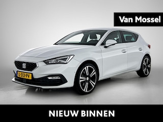 Seat Leon 1.5 TSI Style | CAMERA | ADAPTIEF CRUISECONTROL | PARKEERSENSOREN | CLIMATE CONTROL | STUUR- STOELVERWARMING | DIGITAAL DASHBOARD | KEYLESS | APPLE CARPLAY |