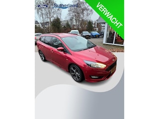 Ford Focus Wagon 1.0 Ecoboost ST-Line 125pk Trekhaak | Achteruitrijcamera | Apple Carplay / Android Auto | Winterpack | Climate control