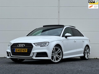 Audi A3 Limousine 35 TFSI Org NL Pano Virtual 3x S-Line Stoelverwarming Black optic package