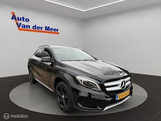Mercedes-Benz GLA 200 AMG / Luxe bekleding / Navi / Etc.