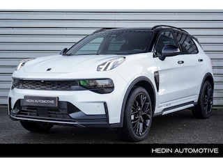 Lynk & Co 01 1.5 More MORE | Panoramadak | 360° camera | Stuurverwarming |