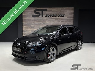 Ford Focus Wagon 2.0 EcoBoost ST-3|NAP|Full