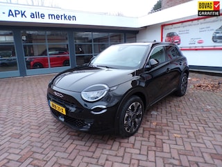 Fiat 600 1.2 Hybrid La Prima Automaat 18"LMV/Navi./Apple Car Play/Android/Lederen bekleding/Climate Control/Cruise Control