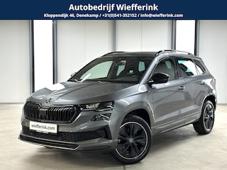 Skoda Karoq 1.5 TSI ACT Sportline Business DSG | Elek. Trekhaak | Navigatiepakket | ACC | Ambient Lighting