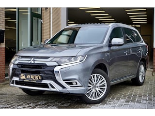 Mitsubishi Outlander 2.4 PHEV Instyle Schuifdak|Adaptieve cc|Trekhaak|Volleer|Stuurverwarming|Stoelverwarming|EL.Achterklep|Dodehoek|