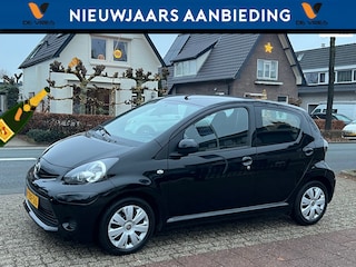 Toyota Aygo 1.0 VVT-i 88.000 km NL-AUTO-NAP
