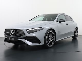 Mercedes-Benz A-klasse 180 Business Solution AMG | Memorystoelen | Apple Carplay & Android Auto | Panorama - Schuifdak | Head-Up Display | 360° Camera | Multibeam Led