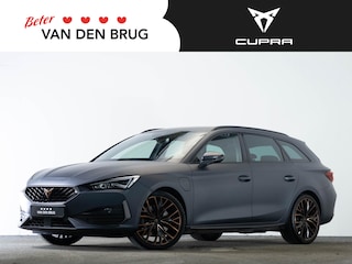 Cupra Leon 1.4 e-Hybrid 245PK VZ | Trekhaak | Achteruitrijcamera | Stoel -& Stuurwielverwarming | Adaptieve cruise control | Apple Carplay / Android Auto |