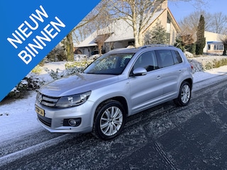 Volkswagen Tiguan 2.0 TSI 4motion 211pk AUT R-line•Pano