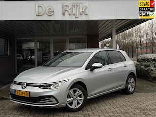 Volkswagen Golf 1.0 TSI Life | Navi, ACC, Airco, Stuur + Stoelverw, Carplay/Android | Dealeronderhouden | NAP |