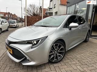 Toyota Corolla 2.0 Hybrid Executive Sport|Bomvol|Pano|JBL|Leer|Stuur/Stoel Verwarming