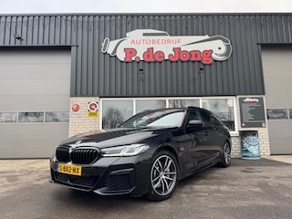 BMW 530E X-DRIVE HIGH EXE. Laser, Pano, Softclose, Individual, HUD, Trekhaak H&amp;K!
