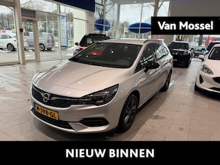 Opel Astra Sports Tourer 1.2 Design & Tech