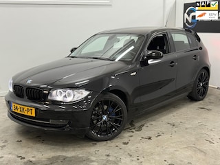 BMW 118i High Executive / MULTIEMEDIA-NAVI / NIEUWE KETTING (ZIE FACTUUR)