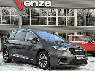 Chrysler Pacifica 3.6 V6 Hybrid PHEV LIMITED