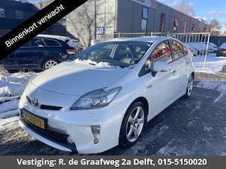 Toyota Prius 1.8 Plug-in Aspiration | Dealer onderhouden | Navigatie | Trekhaak | Stoelverwarming