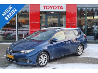 Toyota Auris Touring Sports 1.8 HYBRID DYNAMIC TREKHAAK STOELVERW. CRUISE LM-VELGEN CAMERA KEYLESS