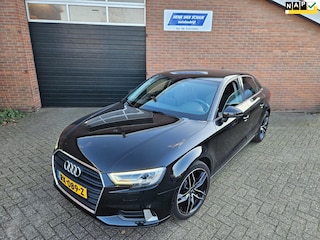 Audi A3 Limousine 30 TFSI Sport 2018 / LED