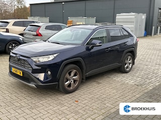 Toyota RAV4 2.0 VVT-iE Style | Trekhaak | 2.000kg Trekgewicht | JBL-Audio | Achteruitrijcamera | Audio installatie premium | Cruise control adaptief