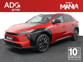 Toyota bZ4X Dynamic 73 kWh | Navigatiesysteem | 360 Camera | elek verstelbaar stoel |