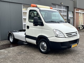 Iveco Daily 35C15 146pk Be-trekker Deze mag 7400 kg trekken 3-persoons uitvoering  Tachograaf Euro 5 be - combi be trekker. Veldhuizen Tijhof