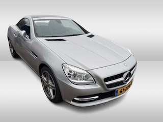Mercedes-Benz SLK 200 Automaat / 107.436 km / AIRSCARF / Zwart Leder / Panorama dak / Stoelverwarming / Compleet dealer onderhouden.