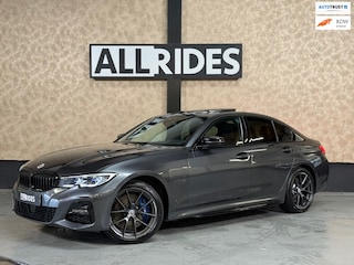 BMW 330e Business Edition Plus | Individual | Opendak | Laser | Keyless | Camera | Carplay