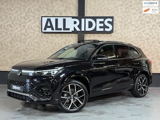 Volkswagen Tiguan 1.5 eTSI R-Line Edition |Pano |Keyless | 360 Camera | Massage | Sfeerverlichting