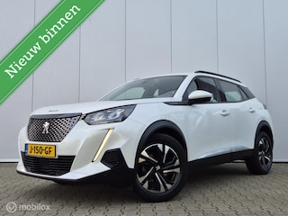 Peugeot 2008 1.2 PURETECH ALLURE/CAMERA/I-COCKCPIT/HALF LEDER/PARELMOER/FULL LED