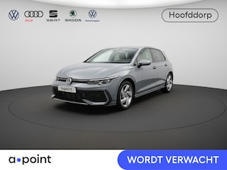 Volkswagen Golf 1.5 eHybrid GTE 272 pk Automaat (DSG) | Verlengde garantie | Navigatie | Trekhaak (wegklapbaar) | Parkeersensoren | Ropndomzicht camera | Stoelverwarming |
