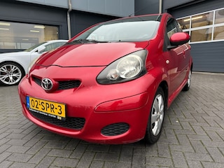 Toyota Aygo 1.0 met APK 11-2026! Airco, navigatie