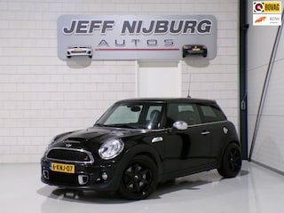 Mini Mini 1.6 Mayfair 184PK Xenon Harman/Kardon Leer Stoelverwarming 17"Velgen Navigatie Bluetooth Climatronic Winterset