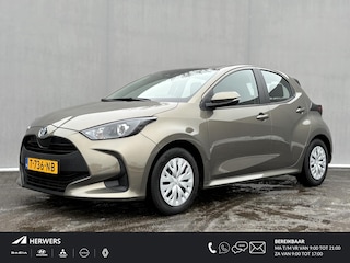 Toyota Yaris 1.5 Hybrid Active / Fabrieksgarantie t/m 08-2026 / Navigatie / Apple Carplay/Android Auto / Achteruitrijcamera / Cruise Control Adaptief / All-Season Banden /